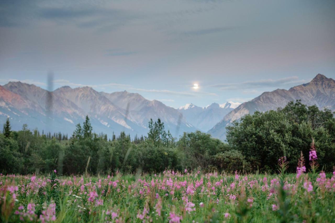 Majestic Valley Wilderness Lodge Sutton-Alpine Buitenkant foto